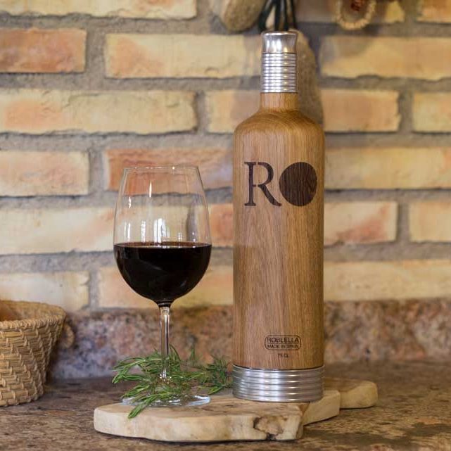 Roblella-FAQ-Botella-de-roble-para-envejecer-oak-bottle